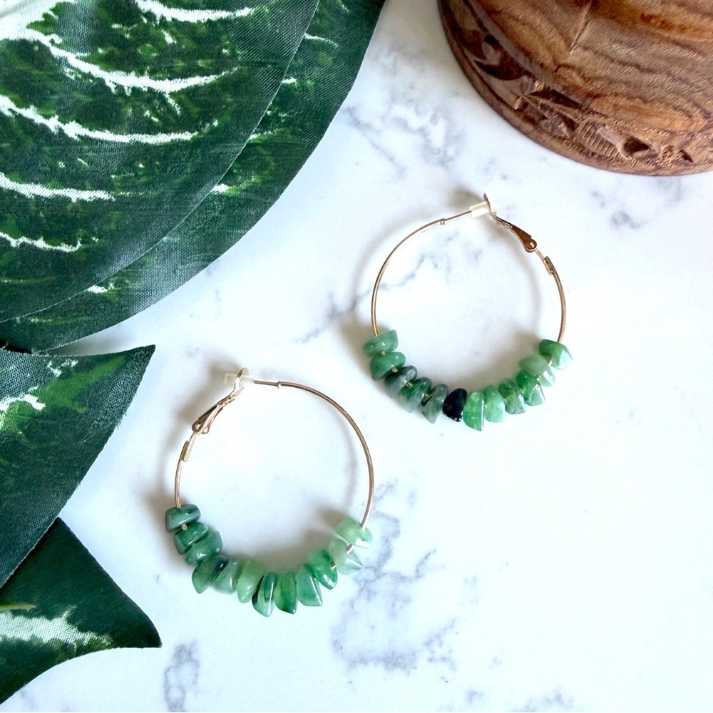 3/$22🩶 Gold Hoop Green Stone Earrings PREOWNED Bohemian Hippie Boho Jewelry